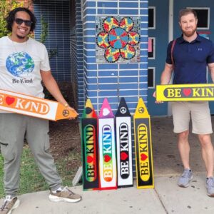 Sign ~ BE KIND Crayon